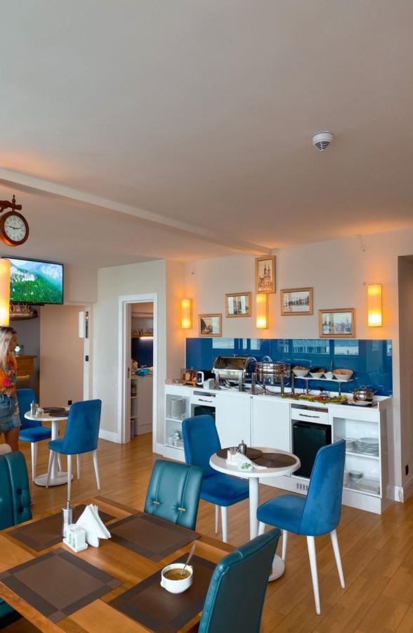 Elegance Sea View Aparthotel In Orbi City Batumi Exterior photo